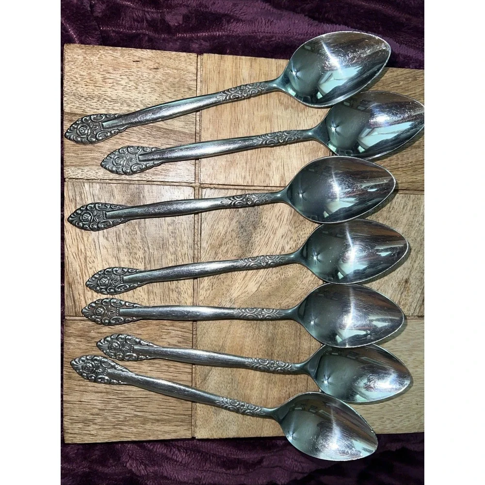 Lot Of 7 Unbranded Stainless Steel Japan Flatware Woven/Basketweave Soup Spoons